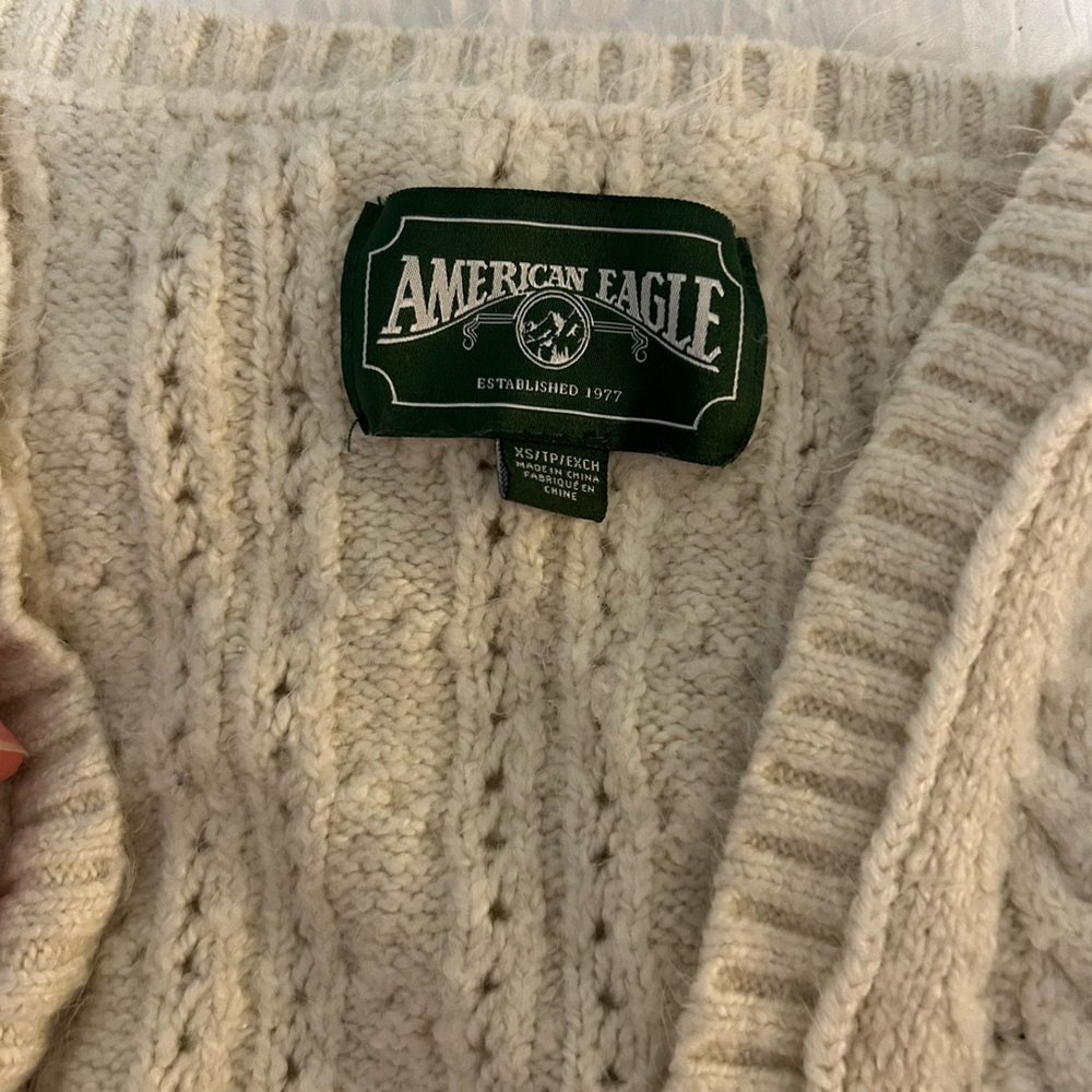 American Eagle Cream Cable Knit Cardigan - Picture 2 of 3